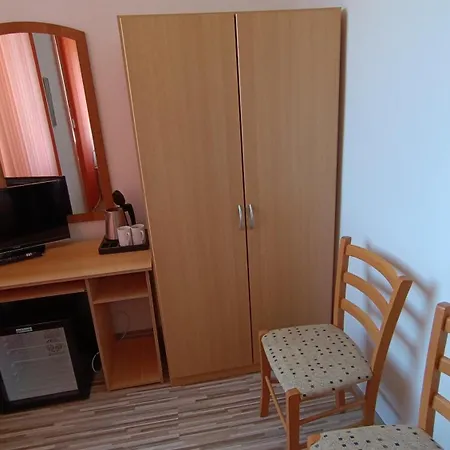 Guest house Anna 3*