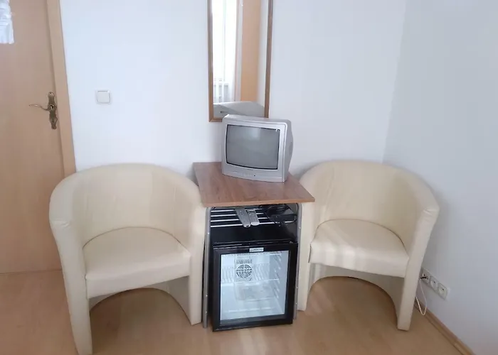 招待所 Anna Lenora